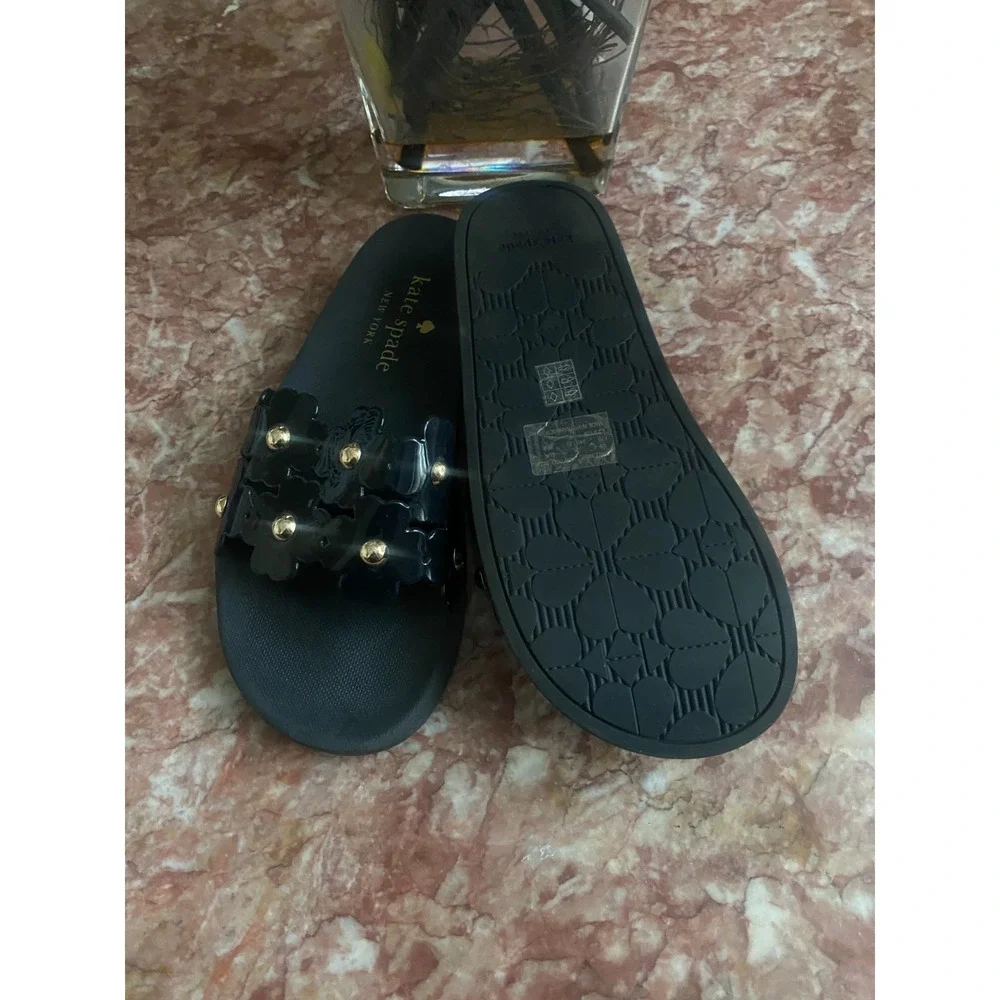 Kate Spade Daisy‎ Pool Slides Black Sandals Size 7B EUC! $129